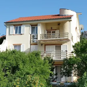 Kristina Apartman Klenovica