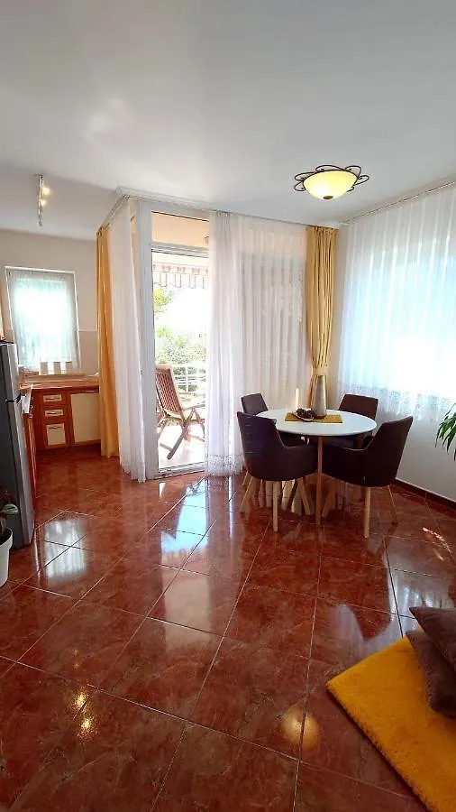 Apartments Lola Rovinj